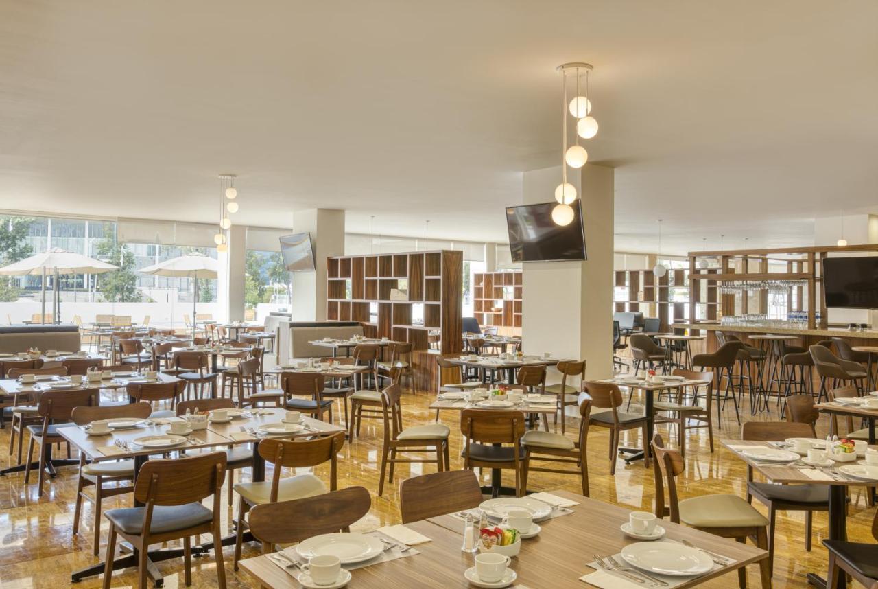 Fiesta Inn Guadalajara Periferico Poniente Zapopan Bagian luar foto